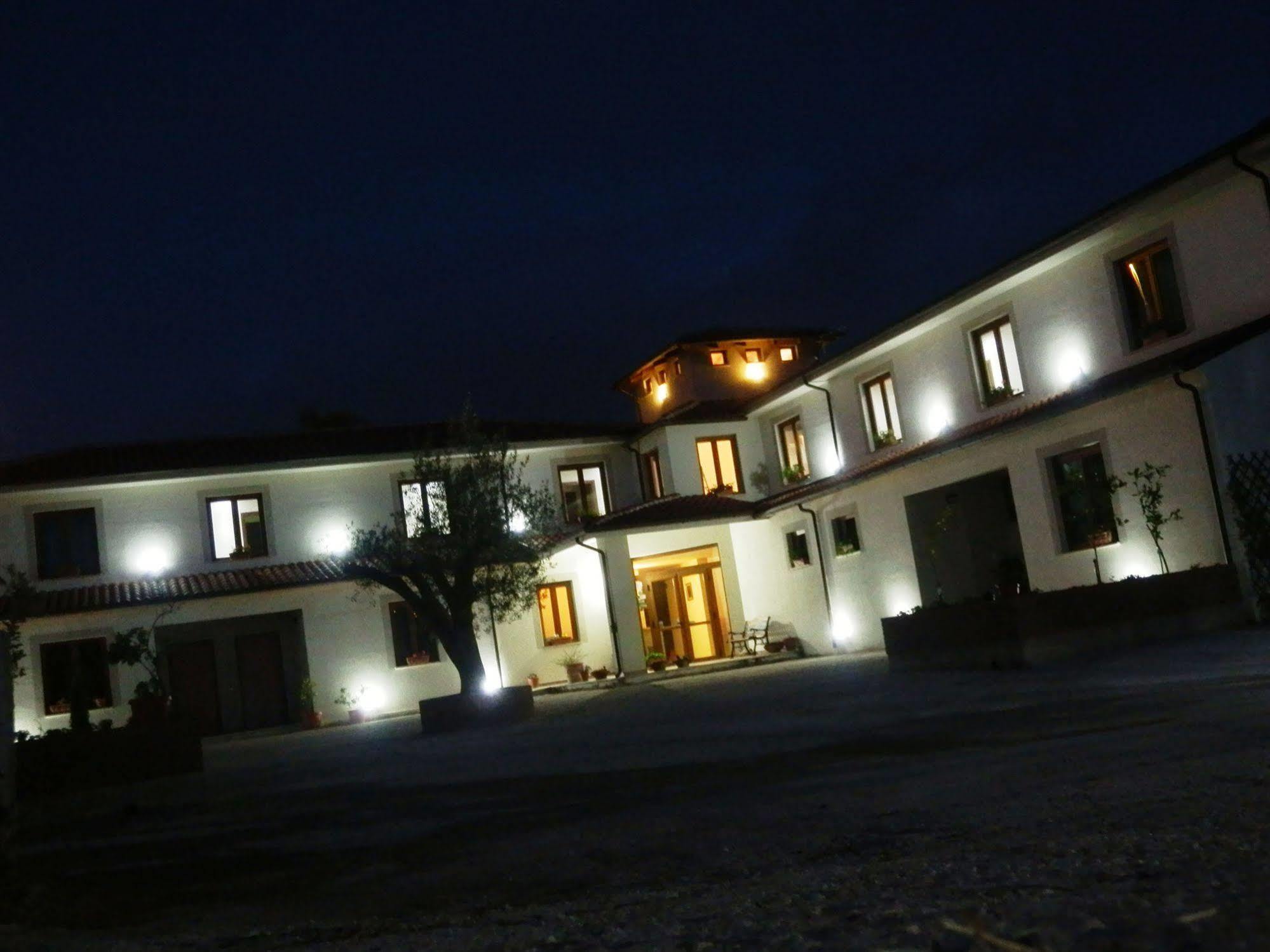 Tenuta Terre Di Bosco Oasi Di Relax Nel Cilento San Giovanni a Piro Exterior foto